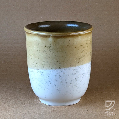 Coffee Cup - Gold & Speckled Curve